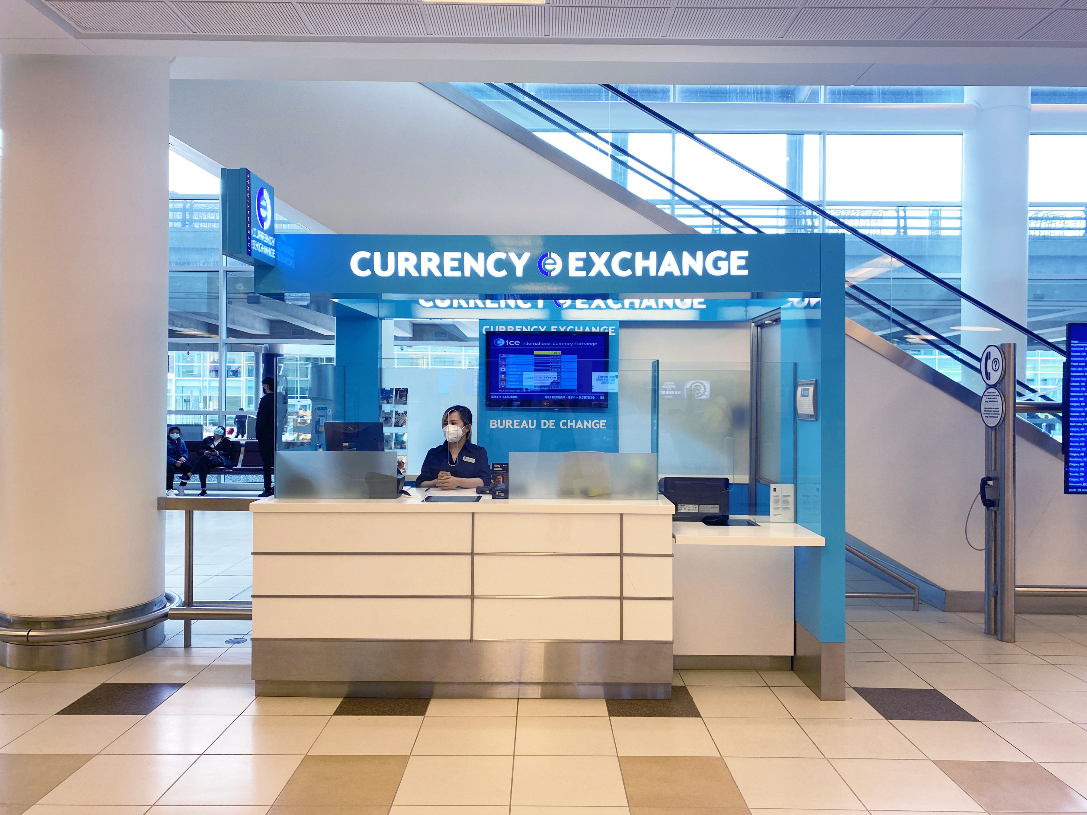 Kiosque d'échange des devises « ICE »